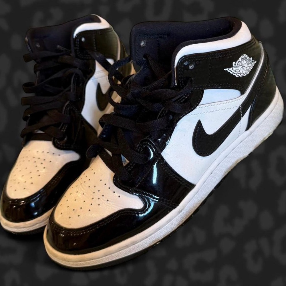 Jordan Black and White Women's Sneakers
